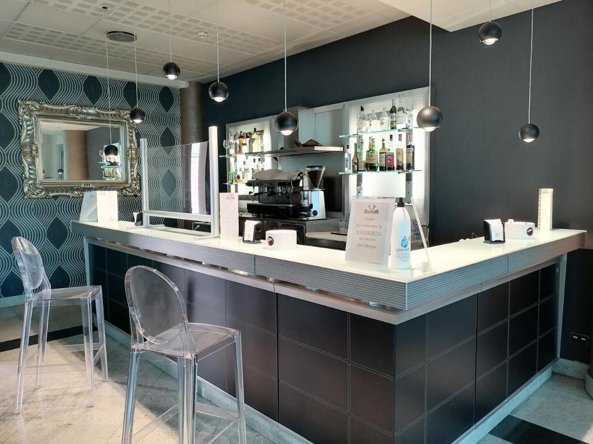 Hotel Parisi Nichelino Ngoại thất bức ảnh