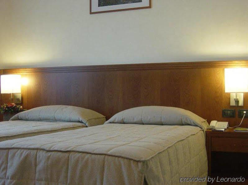 Hotel Parisi Nichelino Ngoại thất bức ảnh
